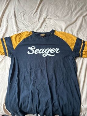 Mens Seager western grit co Navy & Yellow Raglan Sleeve Tee Mens L but fits M
